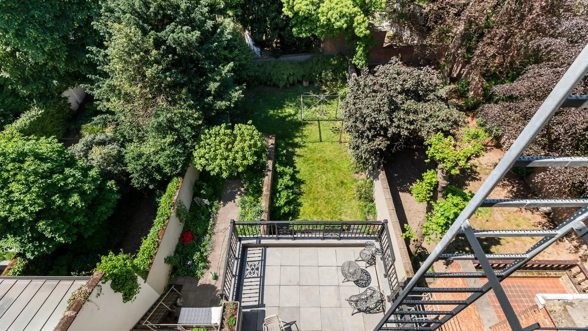 B&B Baron Osy Suite Third Street 0*, Antverpy Belgie