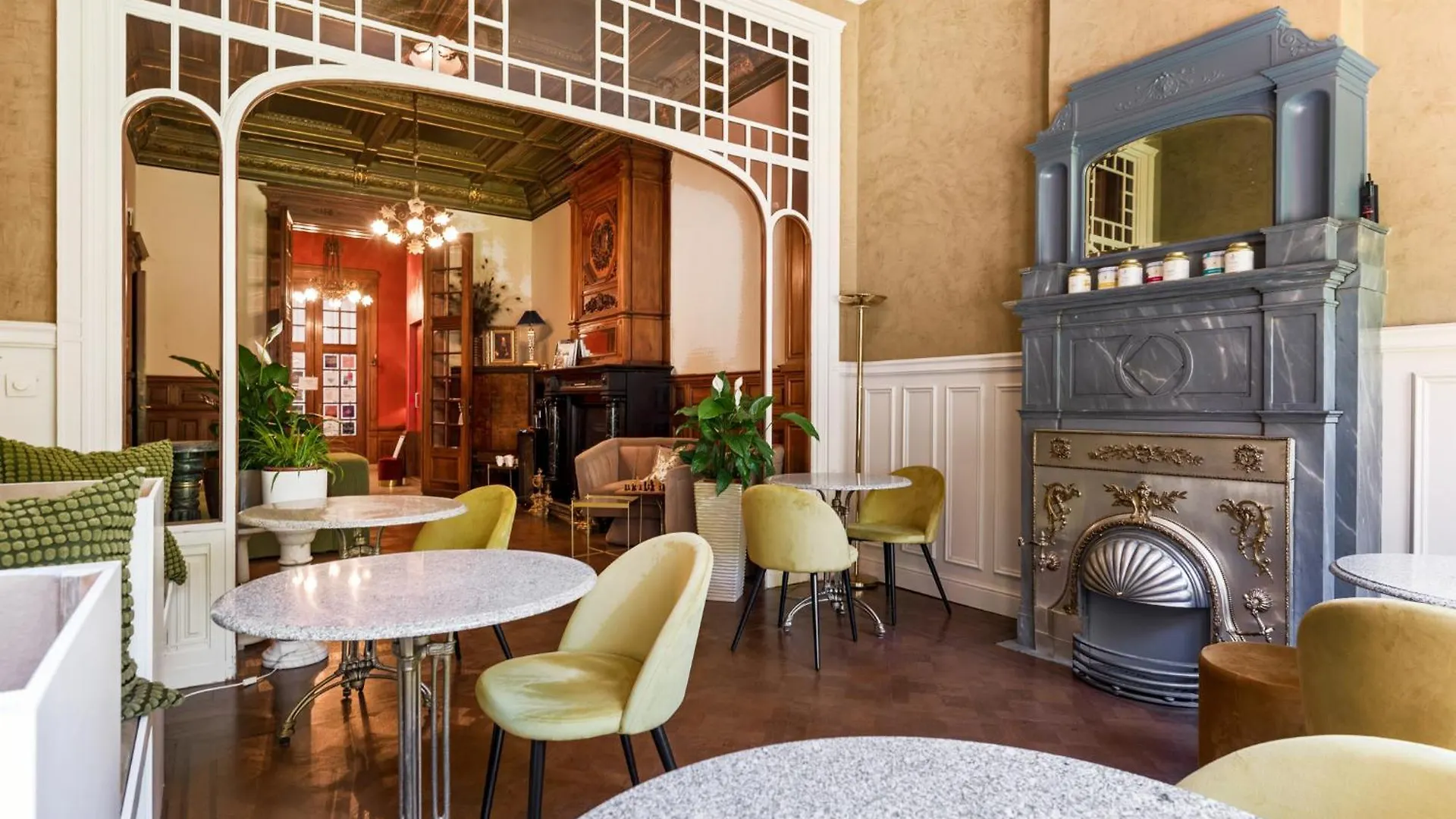 Apartment B&B Baron Osy Suite Third Street Antwerp