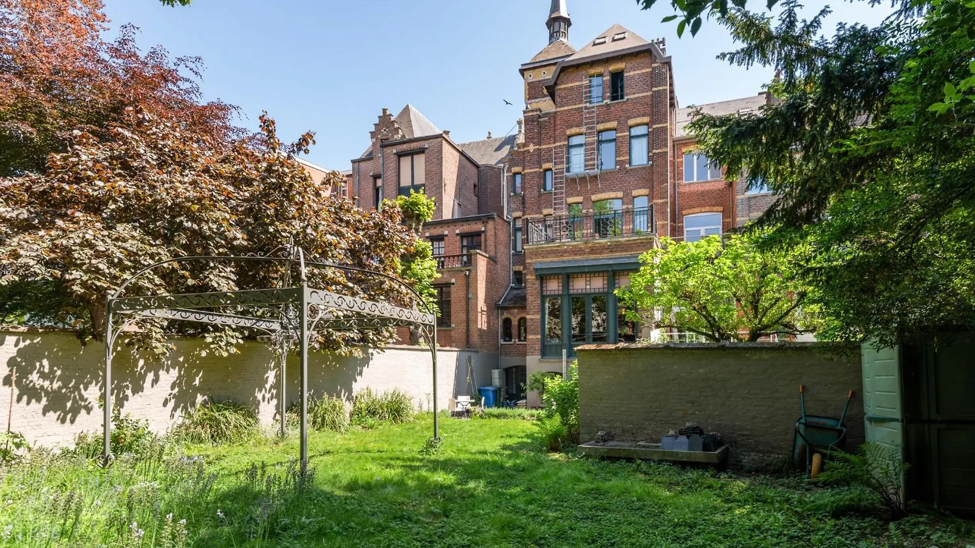 B&B Baron Osy Suite Third Street Apartment Antwerp